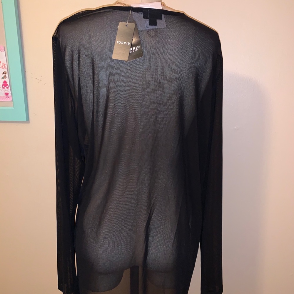TORRID black top - Picture 3 of 7